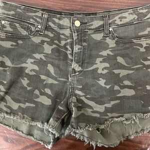 Camo Green Women's Shorts
